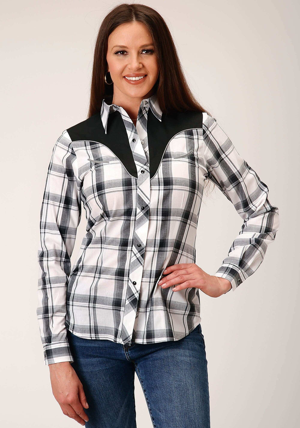 Roper Womens Long Sleeve Snap White Black Grey Plaid Western Shirt With Piping Contrast Yokes And Applique - Roper - Flyclothing LLC
