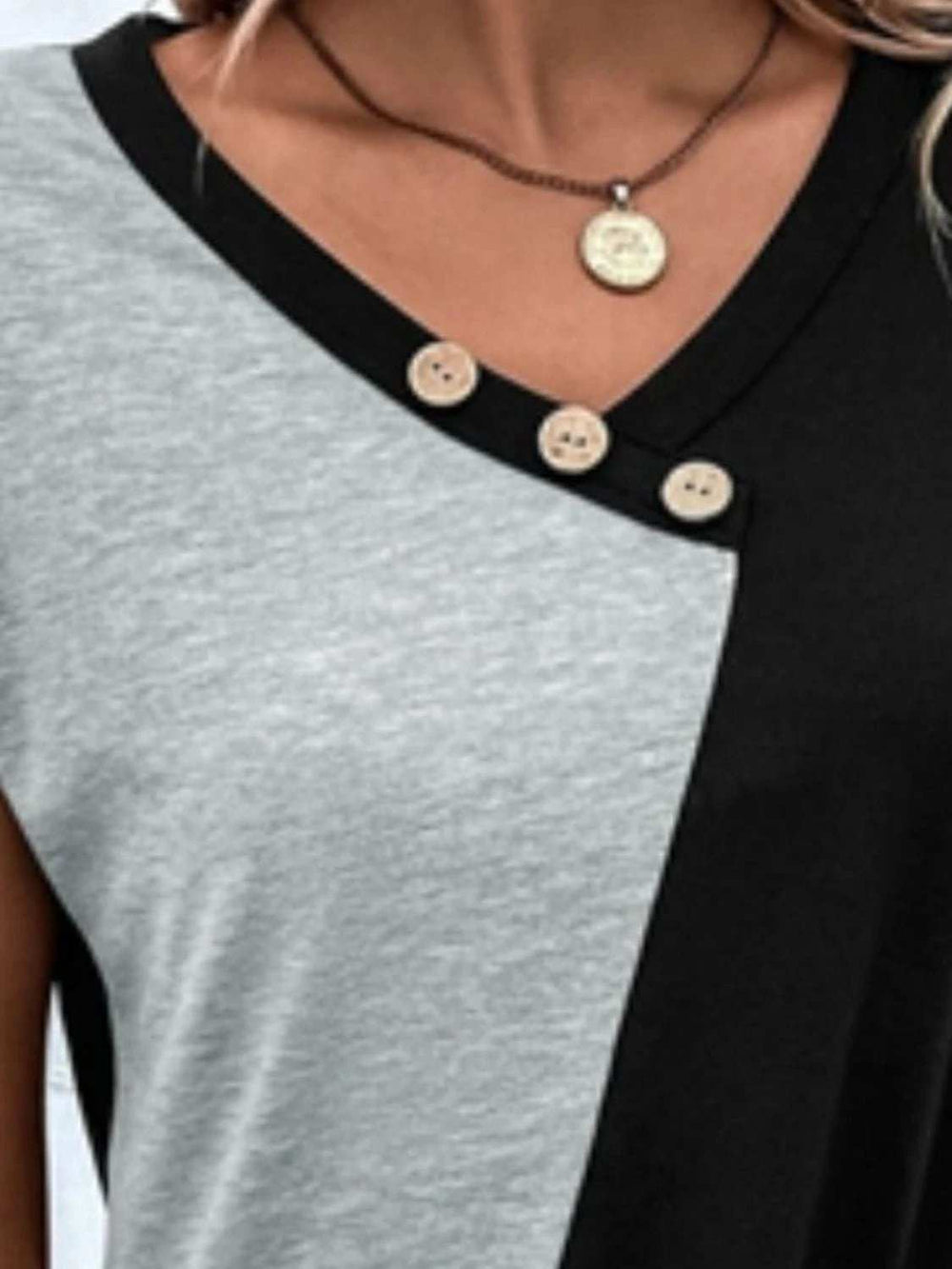 Contrast V-Neck Short Sleeve T-Shirt - Trendsi - Flyclothing LLC