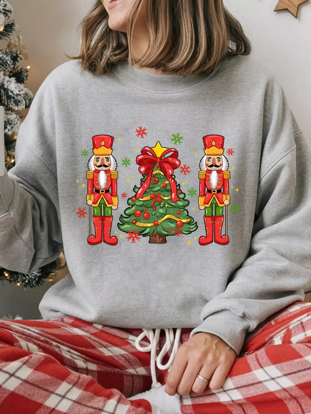 Christmas Nutcracker Men Guard Graphic Pullover Sweatshirt - Trendsi - Flyclothing LLC