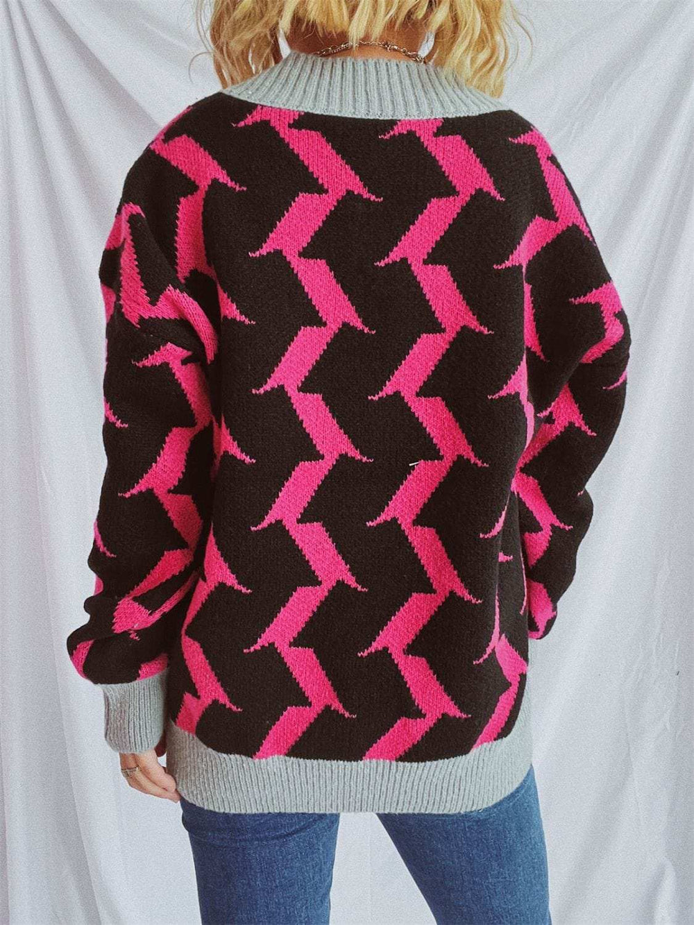 Contrast Trim Geometric V-Neck Long Sleeve Cardigan - Trendsi - Flyclothing LLC