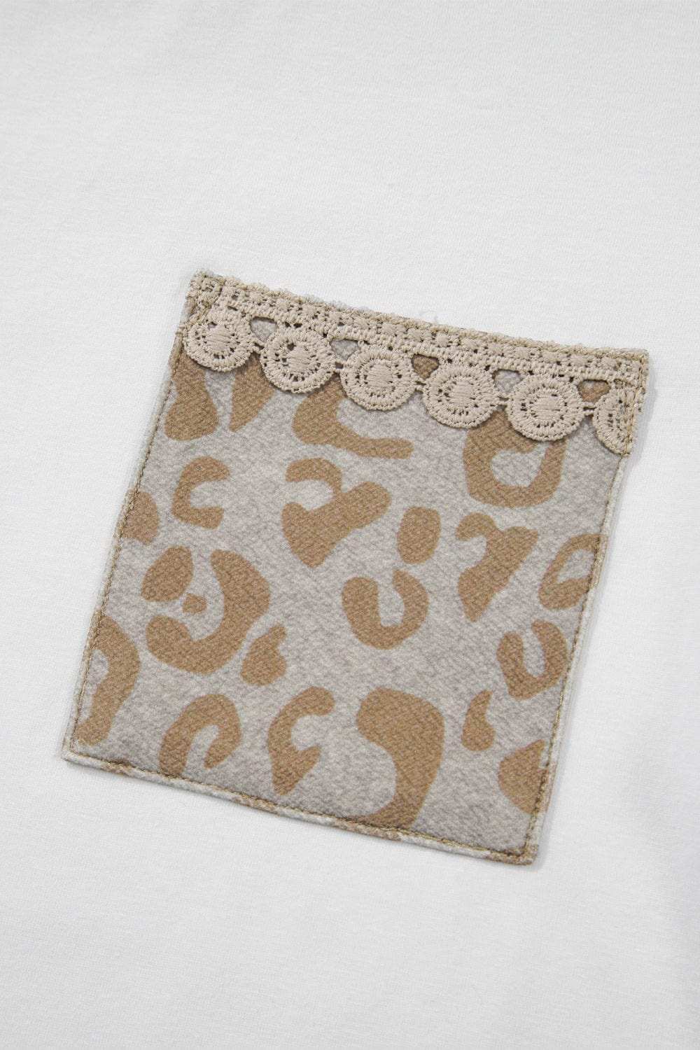 Leopard Patchwork Crochet Lace Trim Puff Sleeve T Shirt - Trendsi - Flyclothing LLC