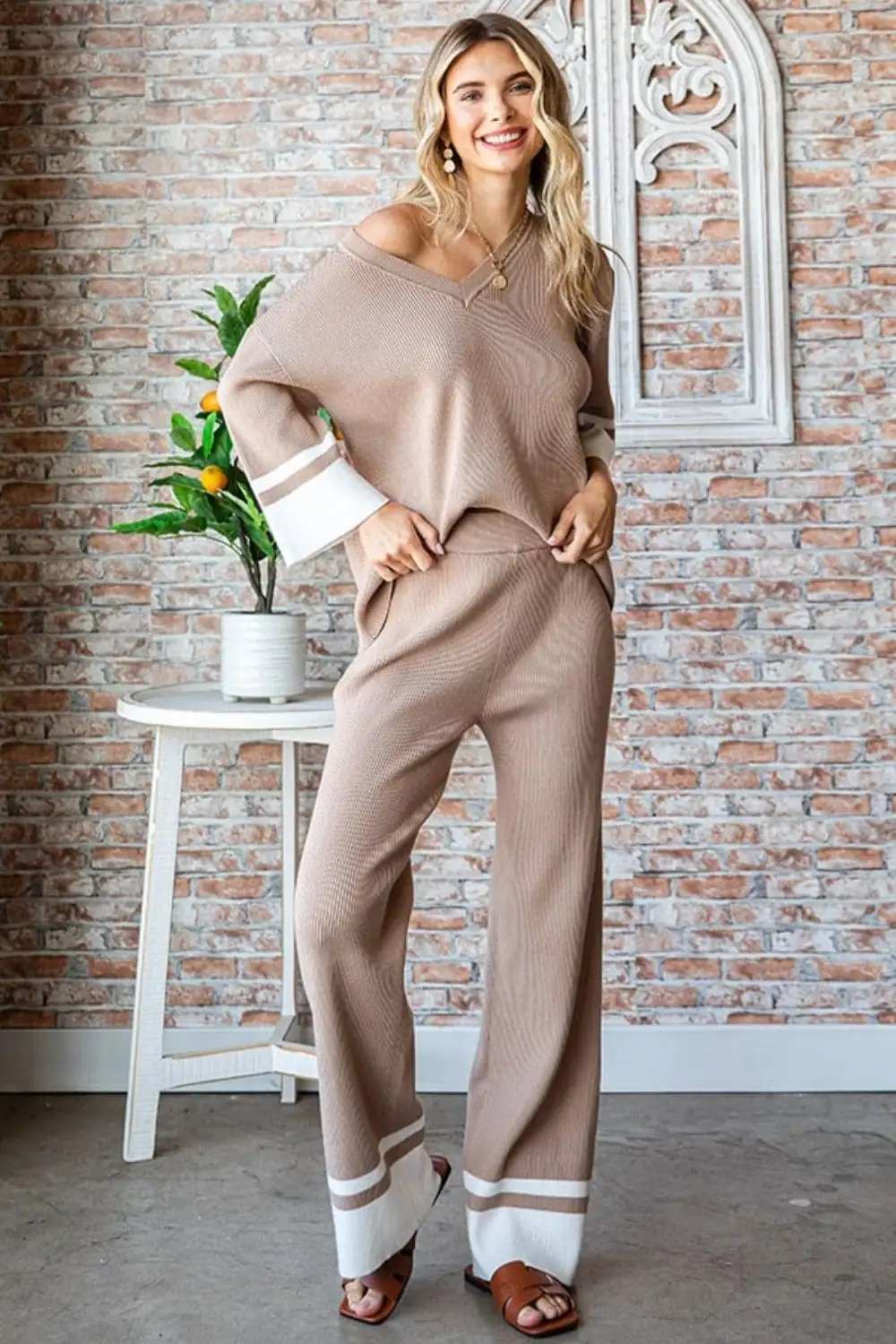 First Love Contrast V Neck Ribbed Knit Top - Trendsi - Flyclothing LLC