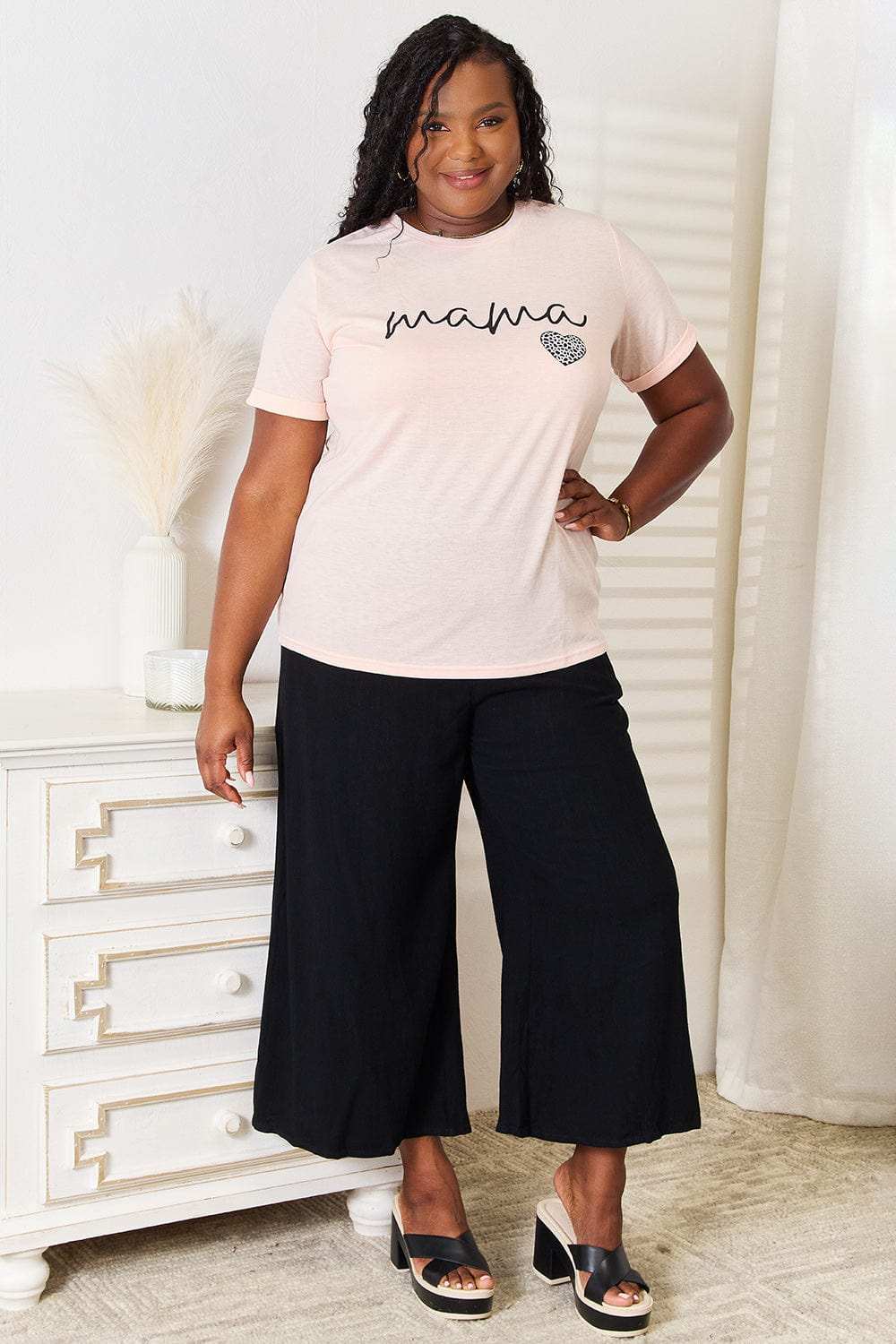 Simply Love MAMA Heart Graphic T-Shirt - Trendsi - Flyclothing LLC