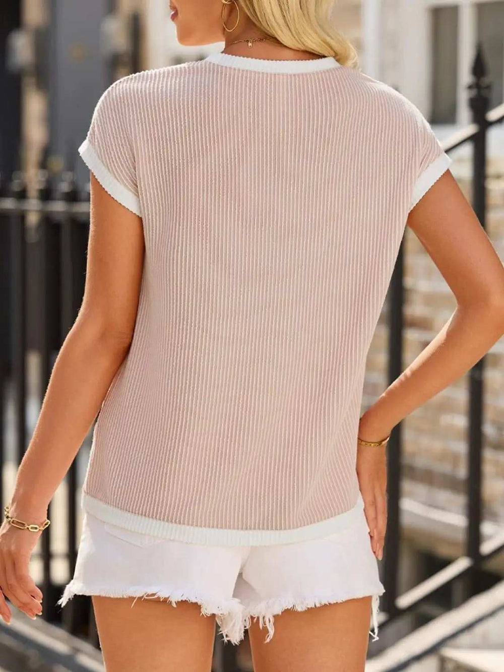 Contrast Trim Round Neck Short Sleeve T-Shirt - Trendsi - Flyclothing LLC