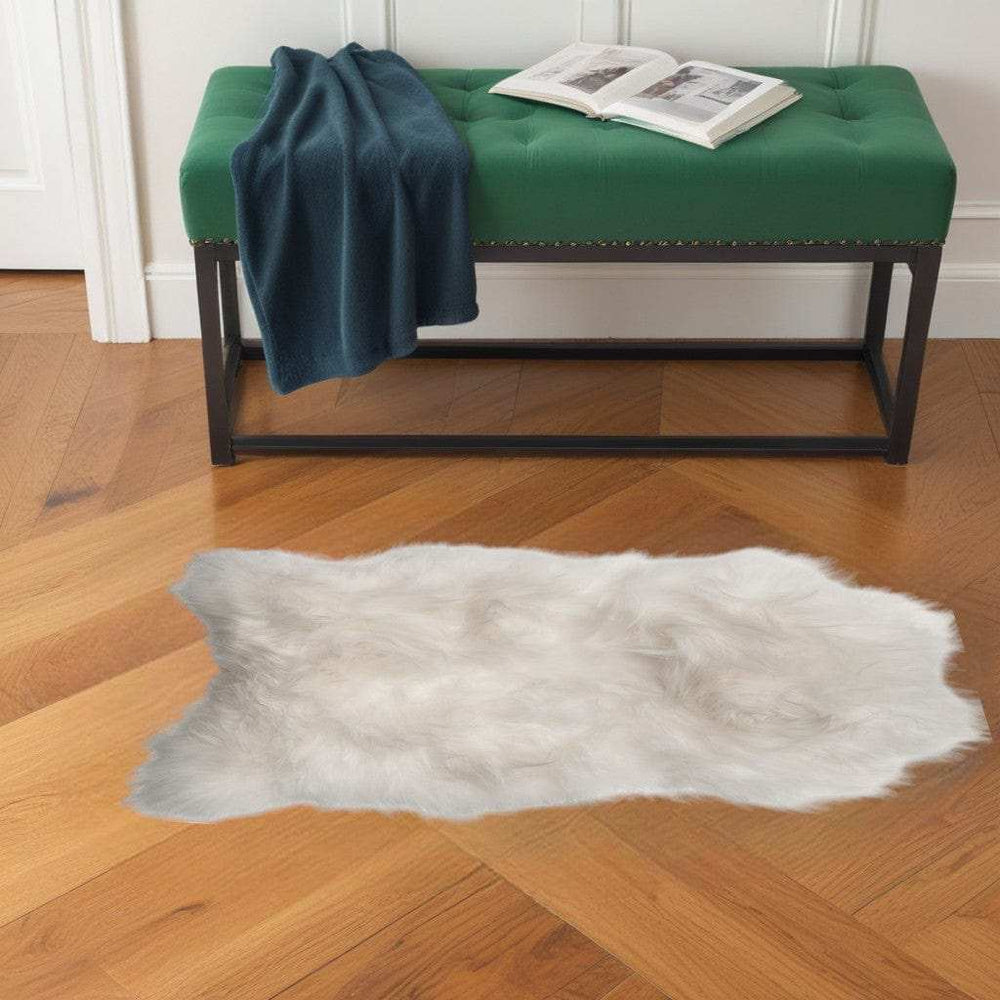 2' X 3' White Natural Wool Long-Haired Sheepskin Area Rug - Homeroots - Flyclothing LLC