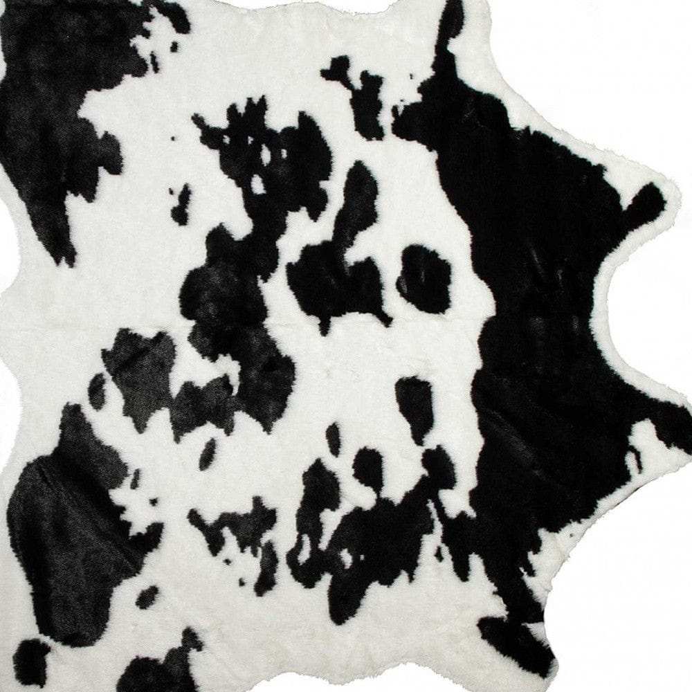 4' X 5' Black and White Faux Cowhide Animal Print Area Rug - Homeroots - Flyclothing LLC