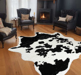 5' X 8' Black and White Hand Knotted Area Rug - Homeroots - Flyclothing LLC