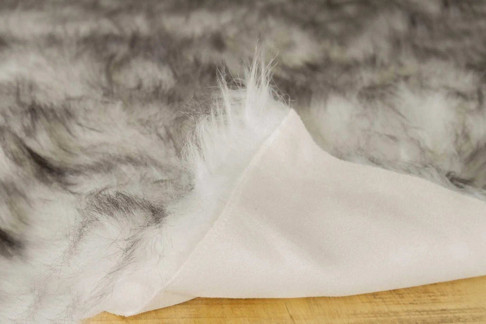 2' X 3' Gray Faux Sheepskin Shag Washable Area Rug - Homeroots - Flyclothing LLC