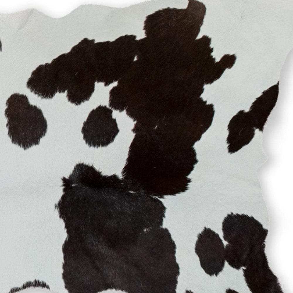 2' X 3' Brown and White Cowhide Hand Woven Area Rug - Homeroots - Flyclothing LLC