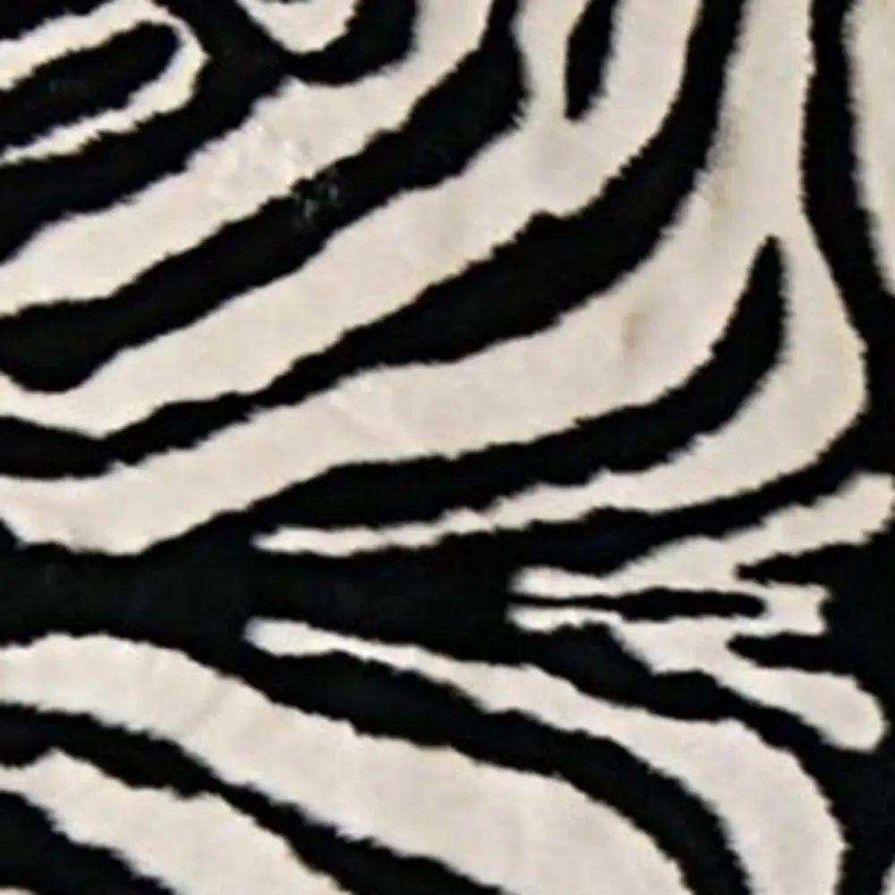 5' X 7' Black and White Faux Cowhide Zebra Print Area Rug - Homeroots - Flyclothing LLC