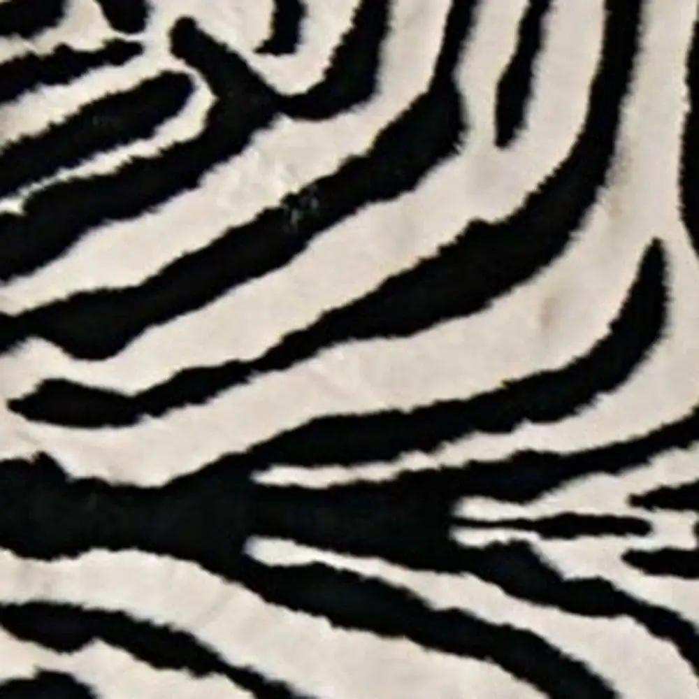 5' X 7' Black and White Faux Cowhide Zebra Print Area Rug - Homeroots - Flyclothing LLC