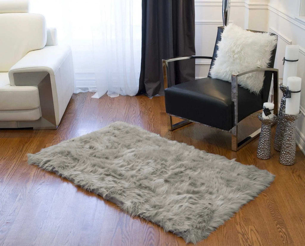 3' X 5' Gray Rectangular Faux Fur - Area Rug - Homeroots - Flyclothing LLC