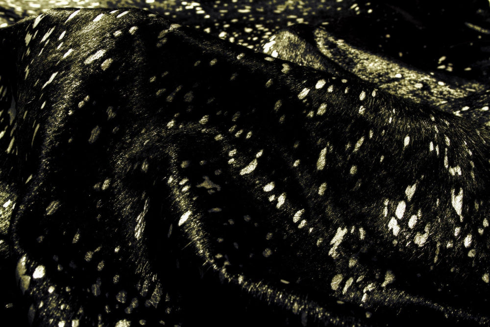 60" X 84" Black And Gold Cowhide - Area Rug - Homeroots - Flyclothing LLC