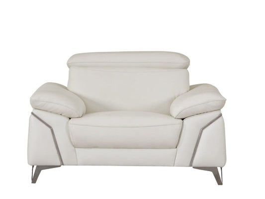 31" White Fashionable Leather Chair - Homeroots