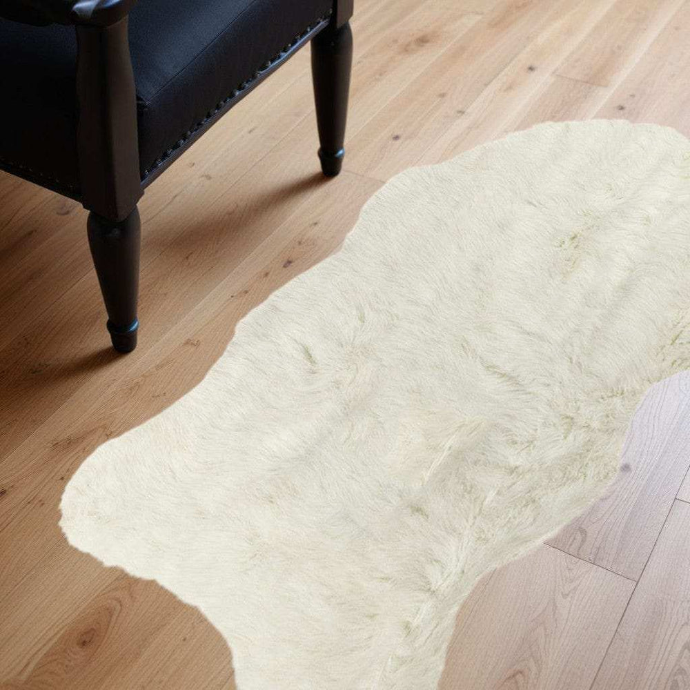 2' X 3' Off White Faux Sheepskin Shag Area Rug - Homeroots - Flyclothing LLC