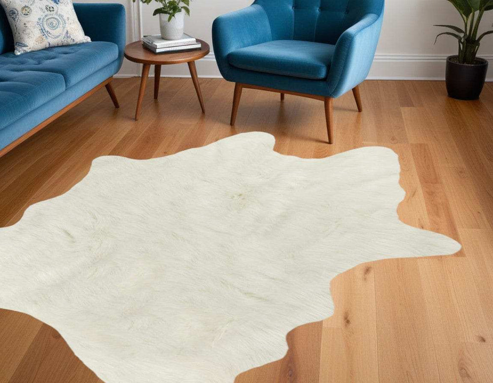 4' X 5' Off White Faux Cowhide Animal Print Cowhide Area Rug - Homeroots - Flyclothing LLC