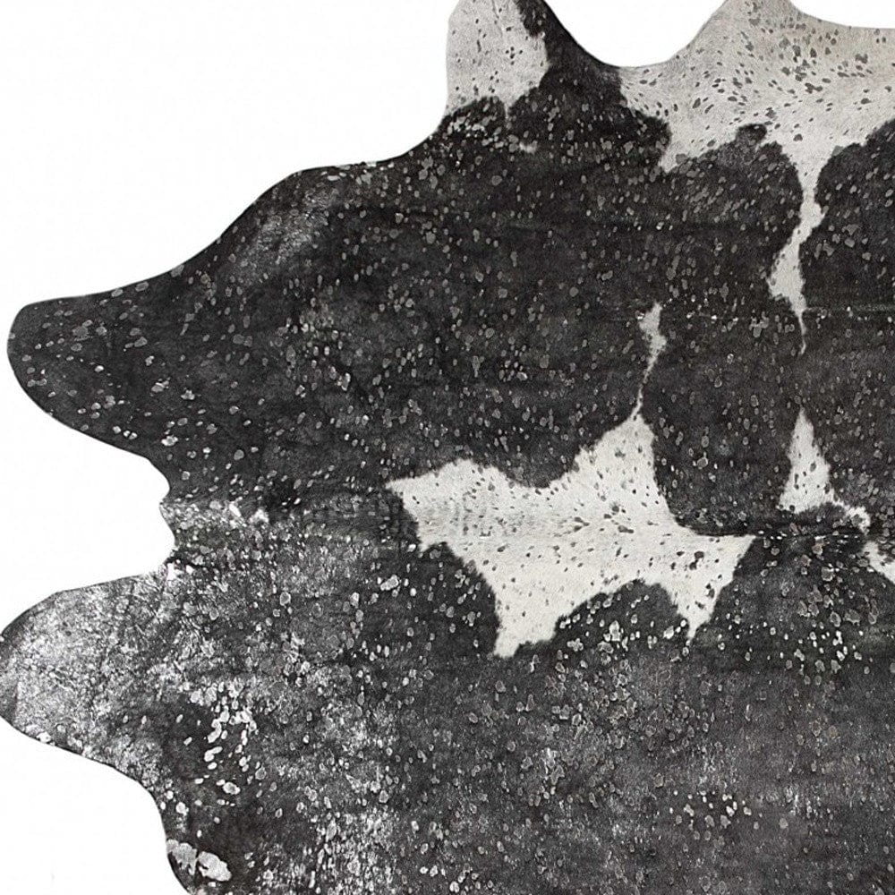 72" X 84" Silver Black & White Cowhide Rug - Homeroots - Flyclothing LLC