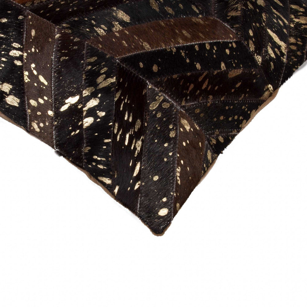 18" X 18" X 5" Chocolate And Gold Pillow - Homeroots - Flyclothing LLC