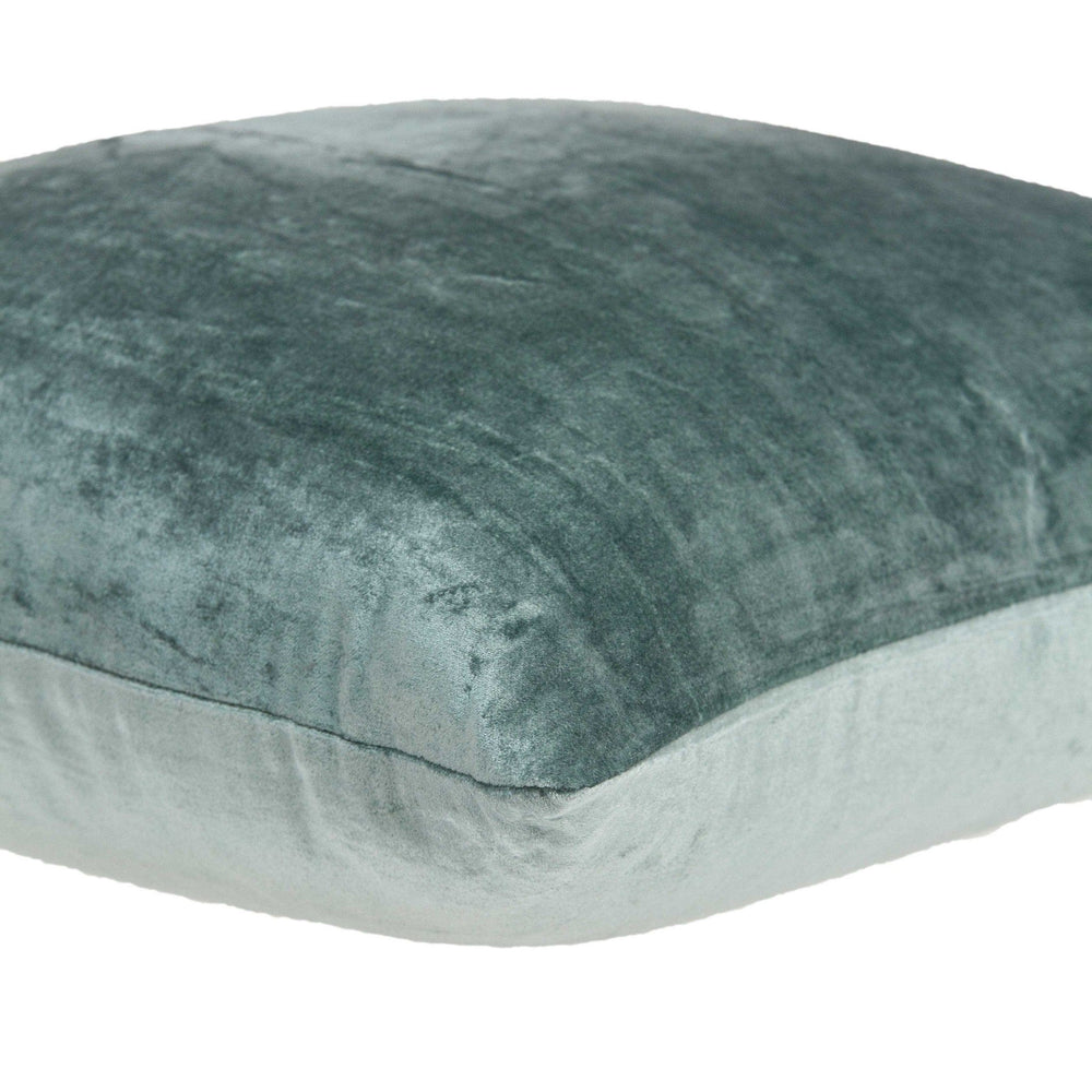 20" X 7" X 20" Transitional Sea Foam Solid Pillow Cover With Poly Insert - Homeroots - Flyclothing LLC
