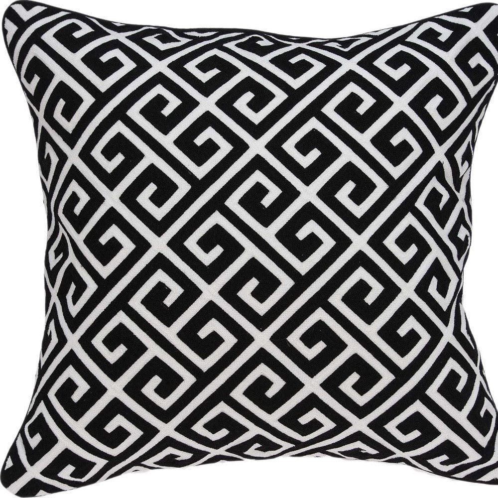 20" X 7" X 20" Cool Transitional Black And White Pillow Cover With Poly Insert - Homeroots - Flyclothing LLC