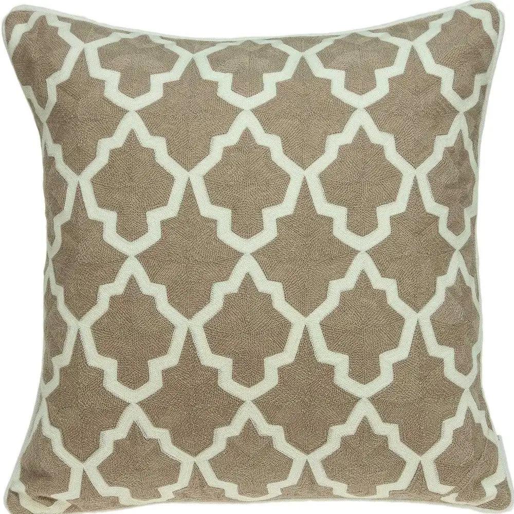 20" X 7" X 20" Transitional Beige And White Pillow Cover With Poly Insert - Homeroots - Flyclothing LLC