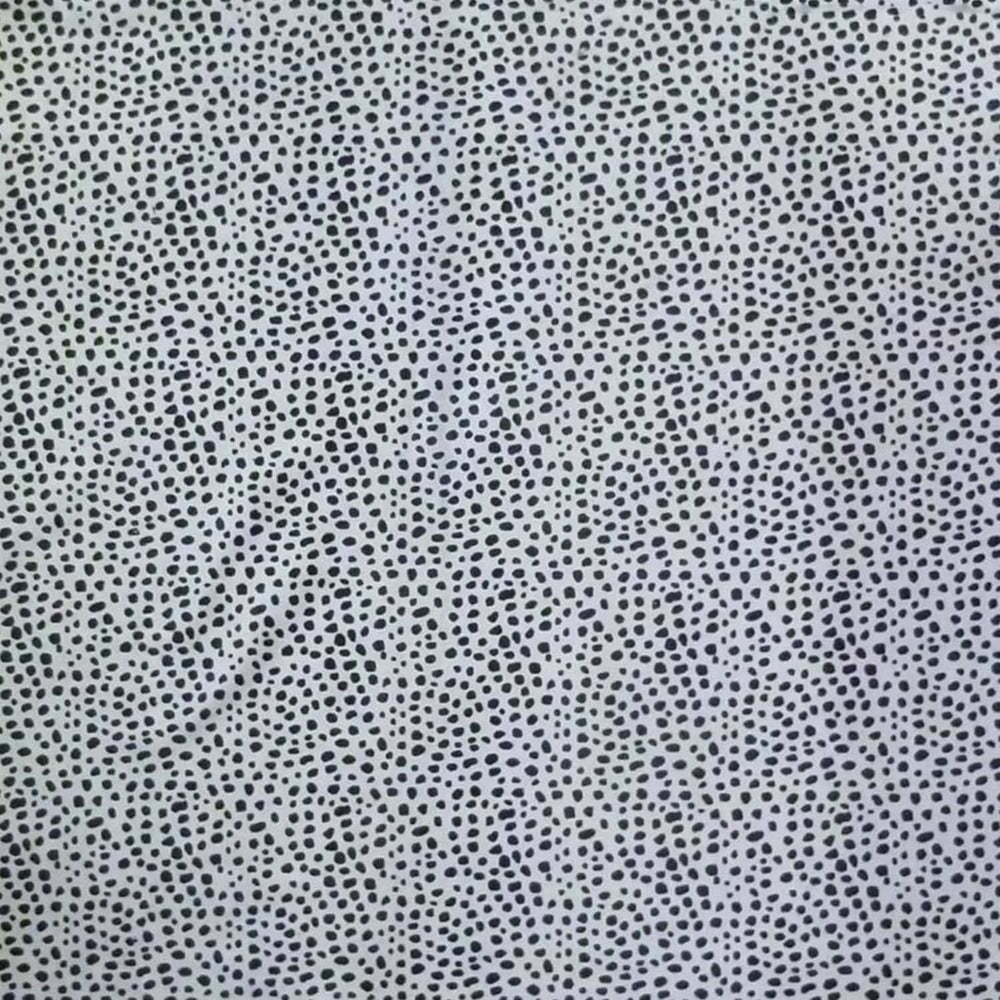 6 Ft Black And White Cheetah Stenciled Cowhide Rug - Homeroots - Flyclothing LLC