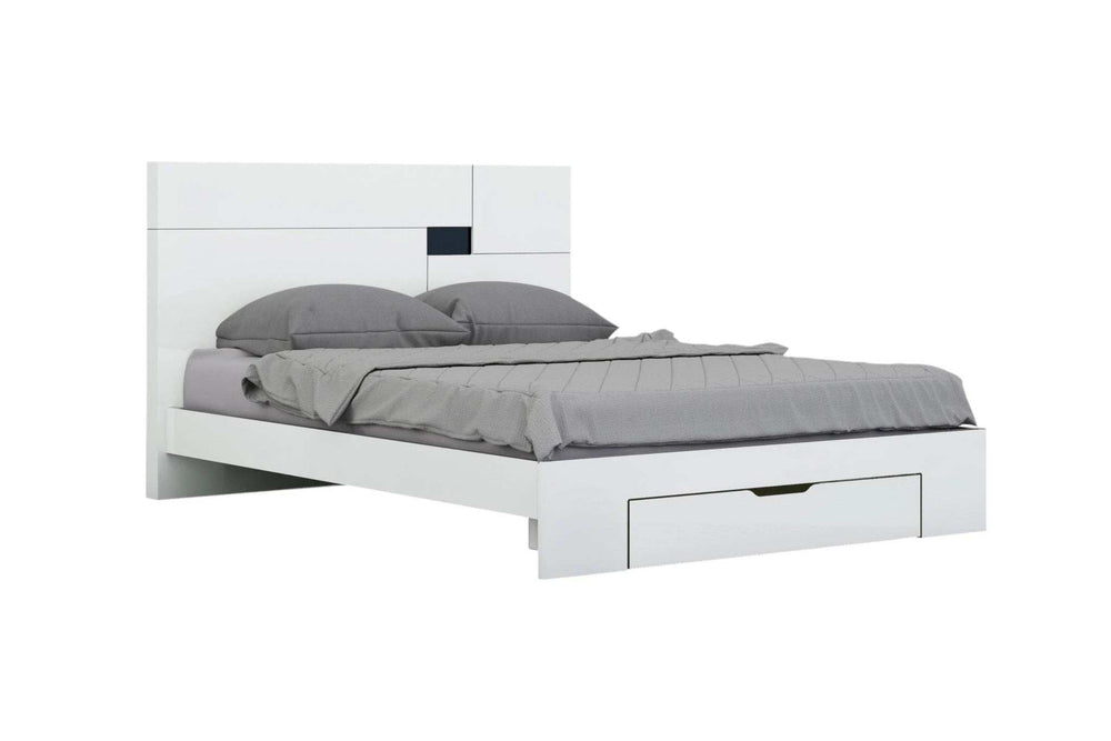 Four Piece White Solid Wood Bedroom Set With Mirror - Homeroots - Flyclothing LLC