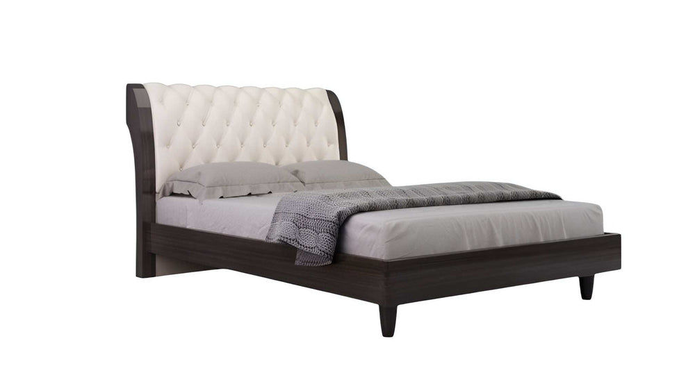 Four Piece Beige Solid and Manufactured Wood Bedroom Set With Mirror - Homeroots - Flyclothing LLC