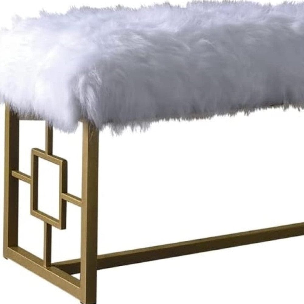 18" White and Gold Upholstered Faux Fur Bench - Homeroots