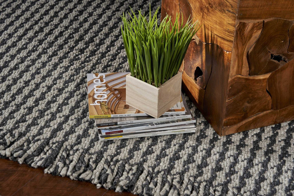 8' X 10' Grey Hand Woven Houndstooth Indoor Area Rug - Homeroots - Flyclothing LLC