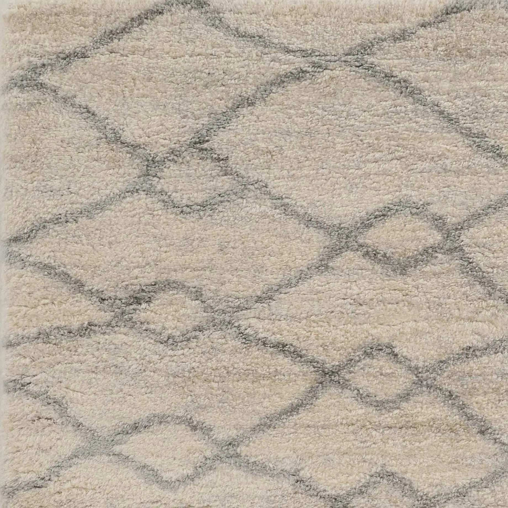 5' X 8' Ivory Grey Machine Woven Chain Link Indoor Area Rug - Homeroots - Flyclothing LLC