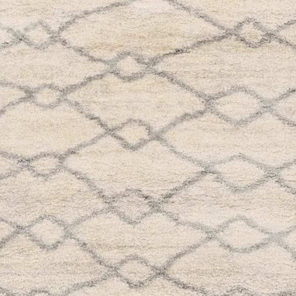 7' X 9' Gray and Ivory Area Rug - Homeroots - Flyclothing LLC
