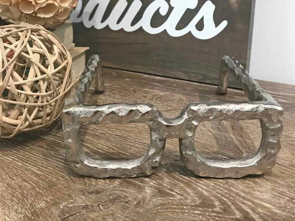 7" Silver Buffed Aluminum Decorative Eyeglasses Sculpture - Homeroots