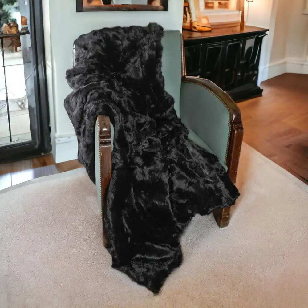 Black Knitted Rabbit Solid Color Plush Reversable Throw - Homeroots - Flyclothing LLC