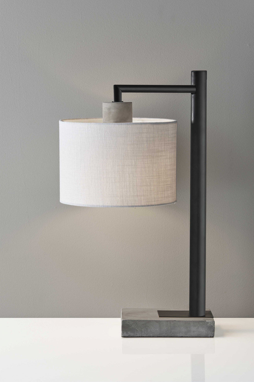 23" Gray Metal Novelty Table Lamp With White Empire Shade - Homeroots - Flyclothing LLC