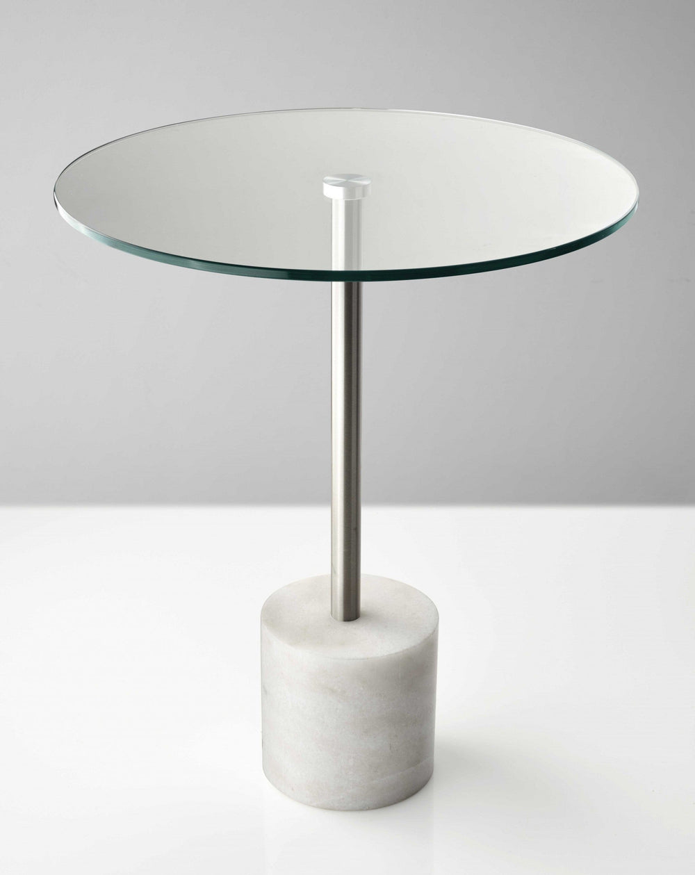 21" Silver And Clear Glass Round End Table - Homeroots
