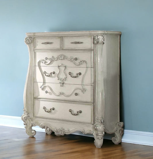 47" White Solid Wood Standard Chest - Homeroots