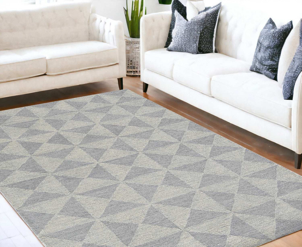 5' X 7' Ivory Geometric Pattern Wool Indoor Area Rug - Homeroots - Flyclothing LLC
