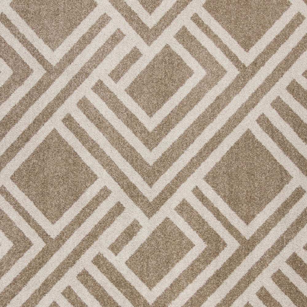 7' X 10' Beige and Ivory Geometric Indoor Outdoor Area Rug - Homeroots - Flyclothing LLC