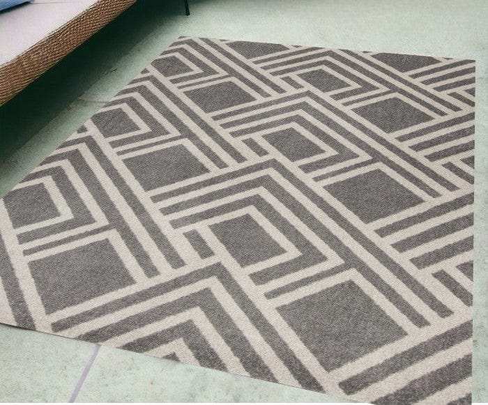 5' X 8' Gray Geometric Indoor Outdoor Area Rug - Homeroots - Flyclothing LLC