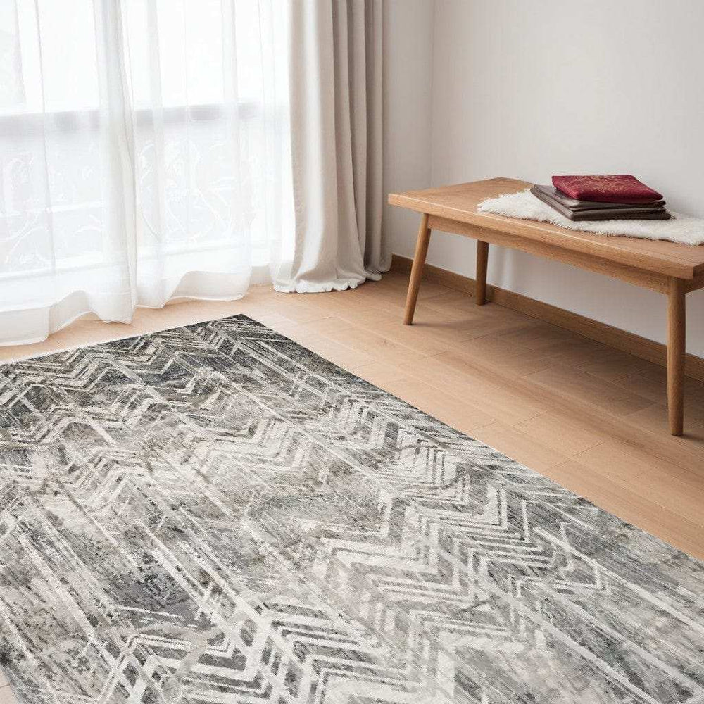 5' X 8' Gray Chevron Area Rug - Homeroots - Flyclothing LLC