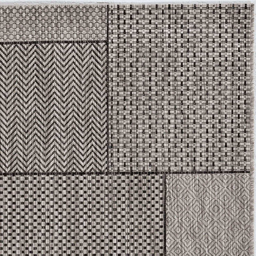 3' X 5' Gray Abstract Indoor Outdoor Area Rug - Homeroots - Flyclothing LLC