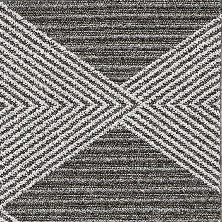 7' X 9' Grey Or Ivory Geometric Diamonds Indoor Outdoor Area Rug - Homeroots - Flyclothing LLC