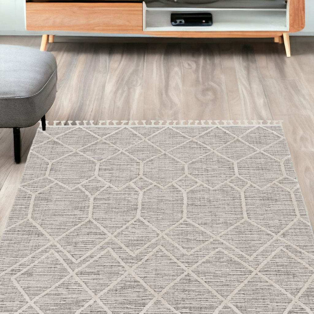 5' X 8' Gray and Ivory Abstract Area Rug - Homeroots - Flyclothing LLC
