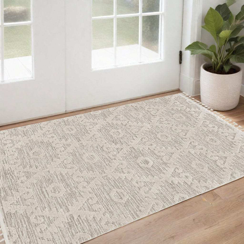 3' X 5' Ivory Chevron Area Rug - Homeroots - Flyclothing LLC
