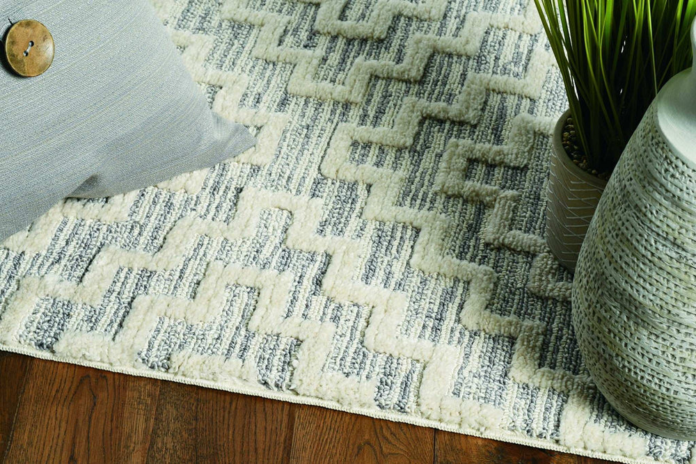 105 X 156 Ivory Grey Polyester Rug - Homeroots - Flyclothing LLC