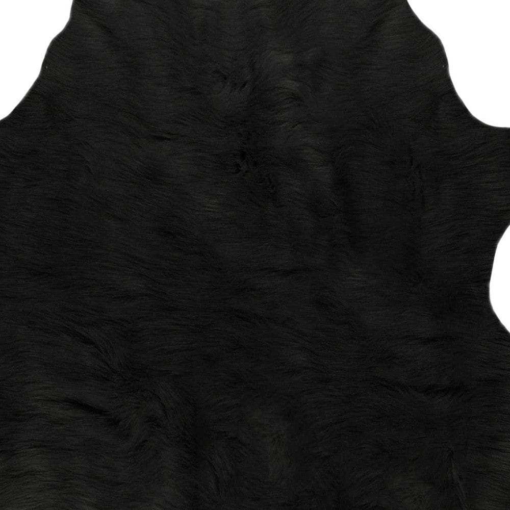 5' X 7' Black Faux Cowhide Area Rug - Homeroots - Flyclothing LLC