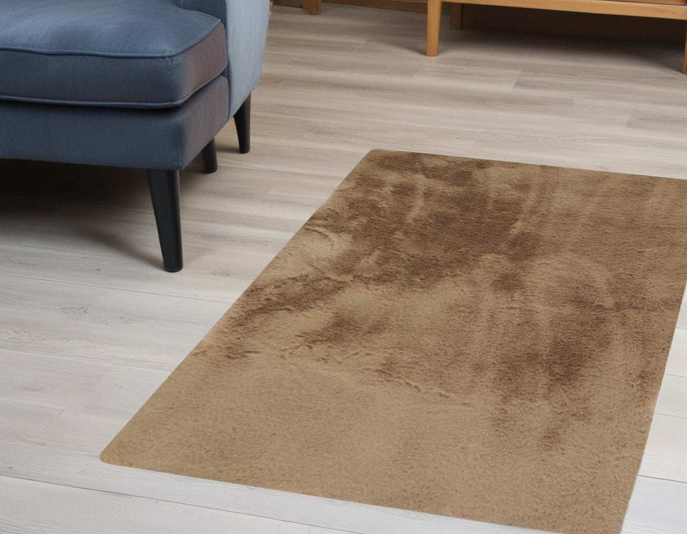 Luxe Faux Rabbit Fur Rectangular Rug 3' X 5' - Taupe - Homeroots - Flyclothing LLC