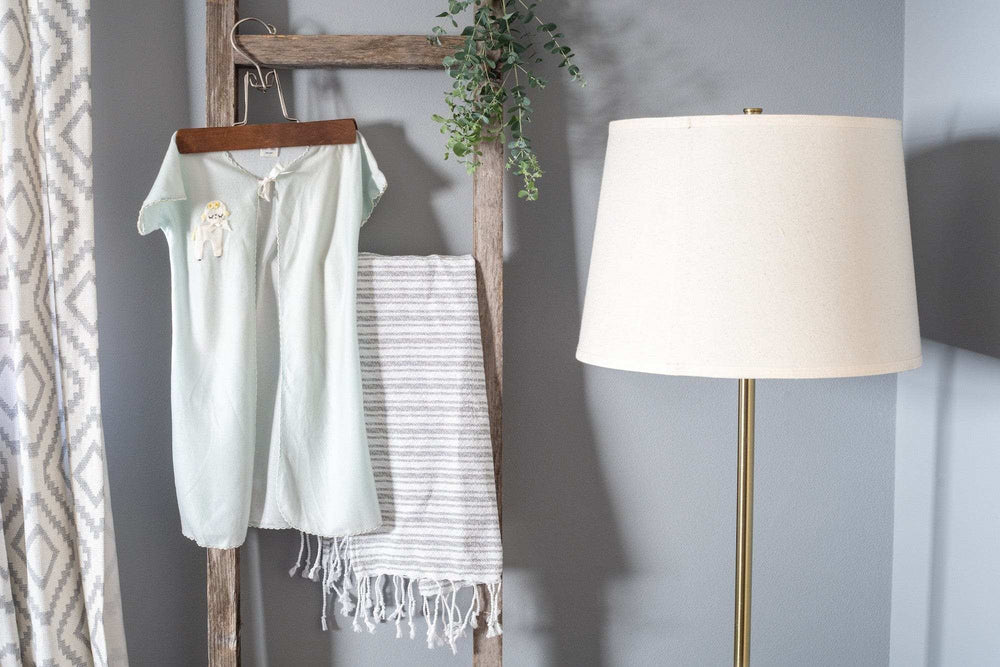 Six Step Rustic Weathered Grey Wood Ladder Shelf - Homeroots - Flyclothing LLC