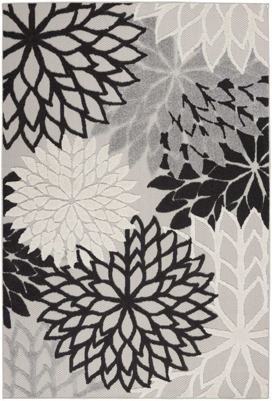 6' X 9' Black And White Floral Indoor Outdoor Area Rug - Homeroots - Flyclothing LLC